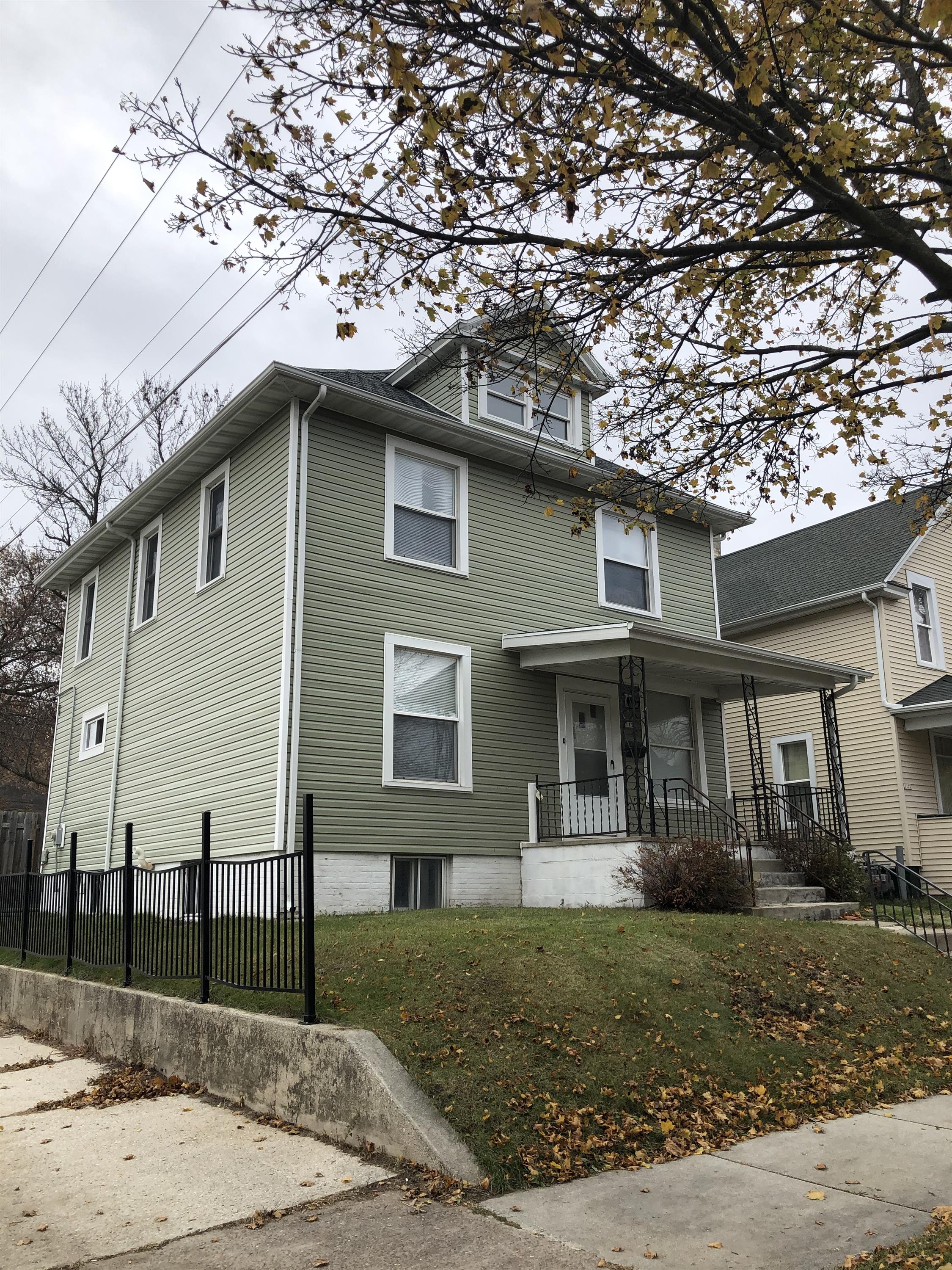 1120 N 10th St.