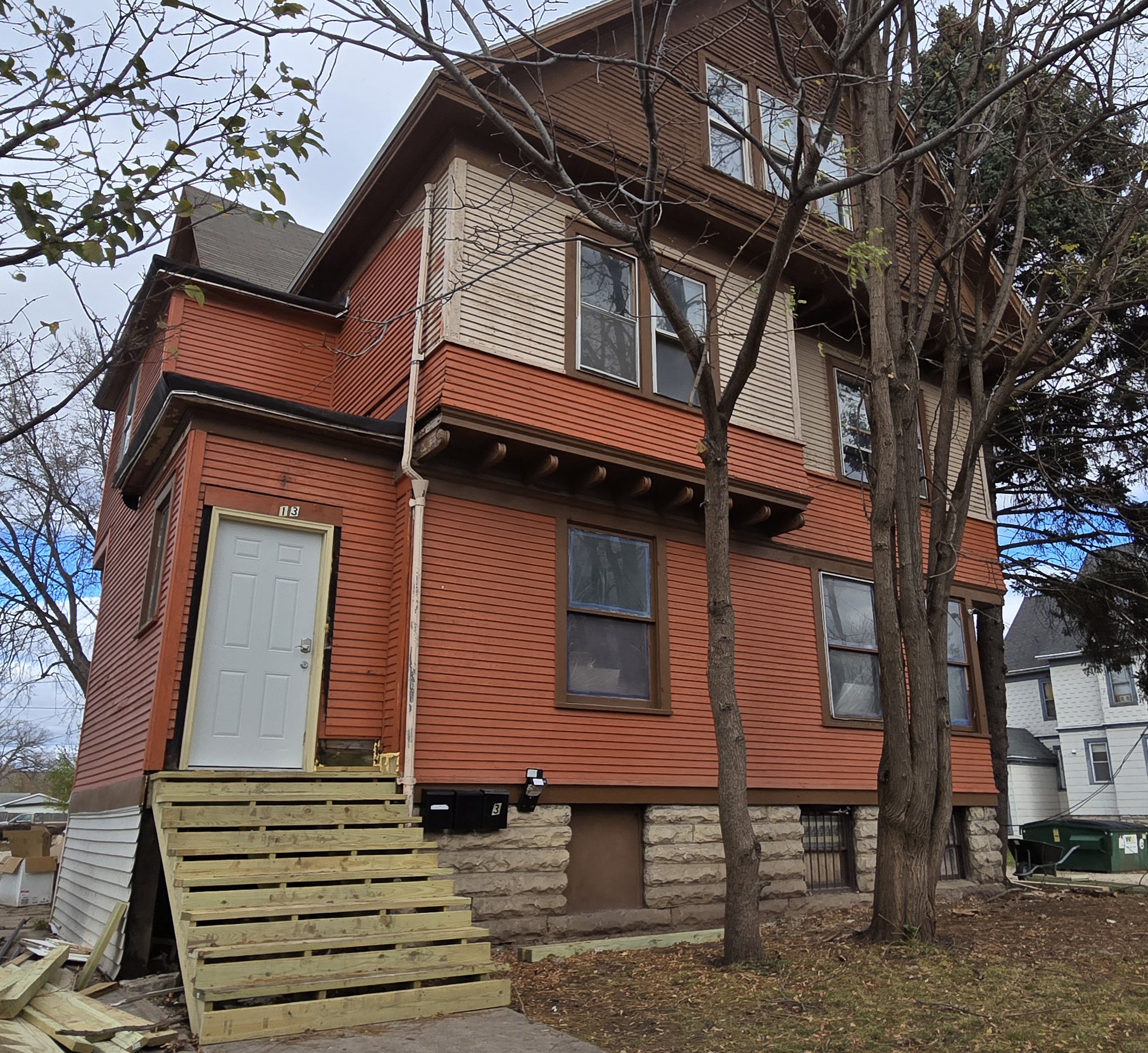 113 W Division St. #3