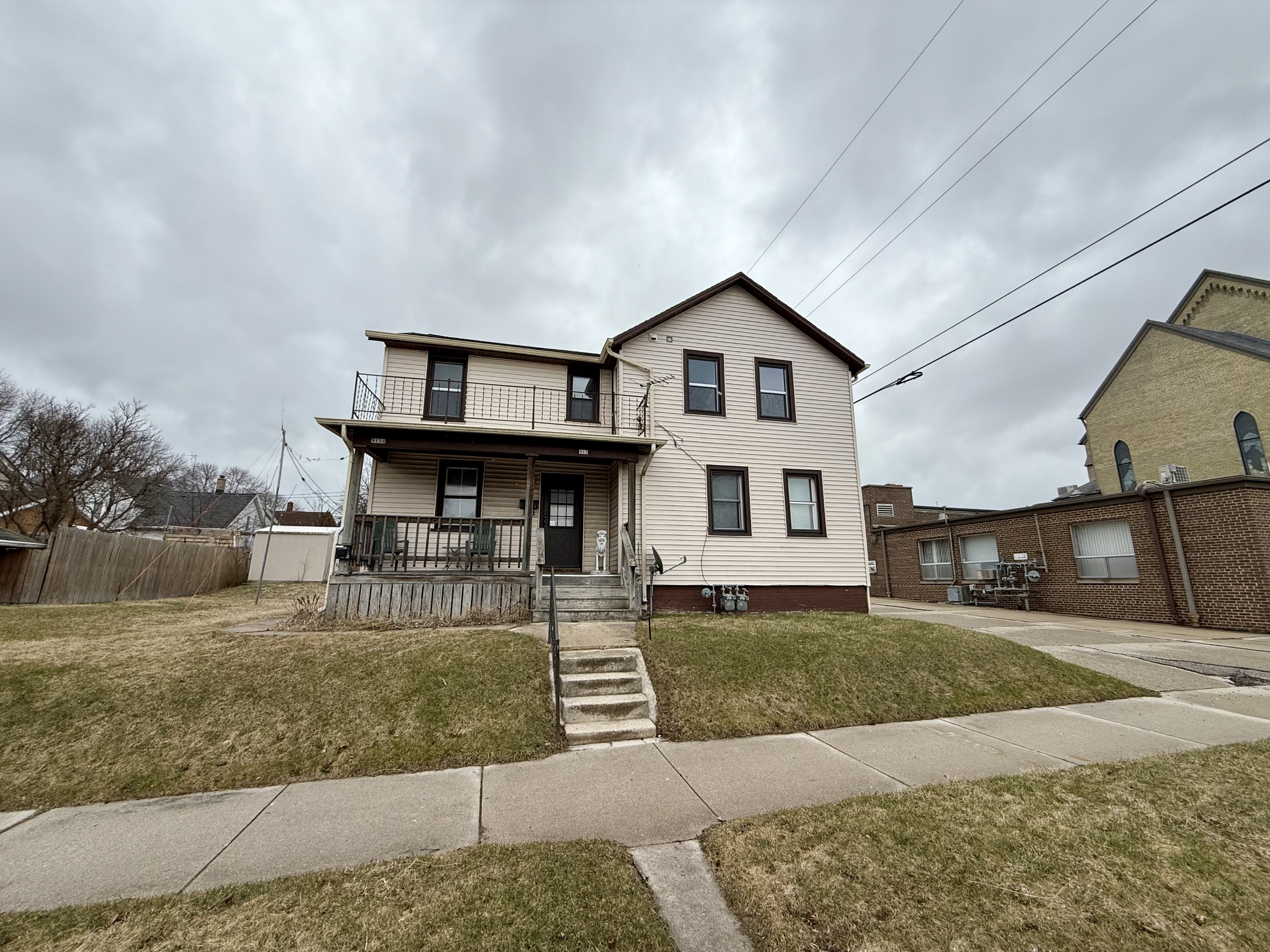 913A S 17th St.