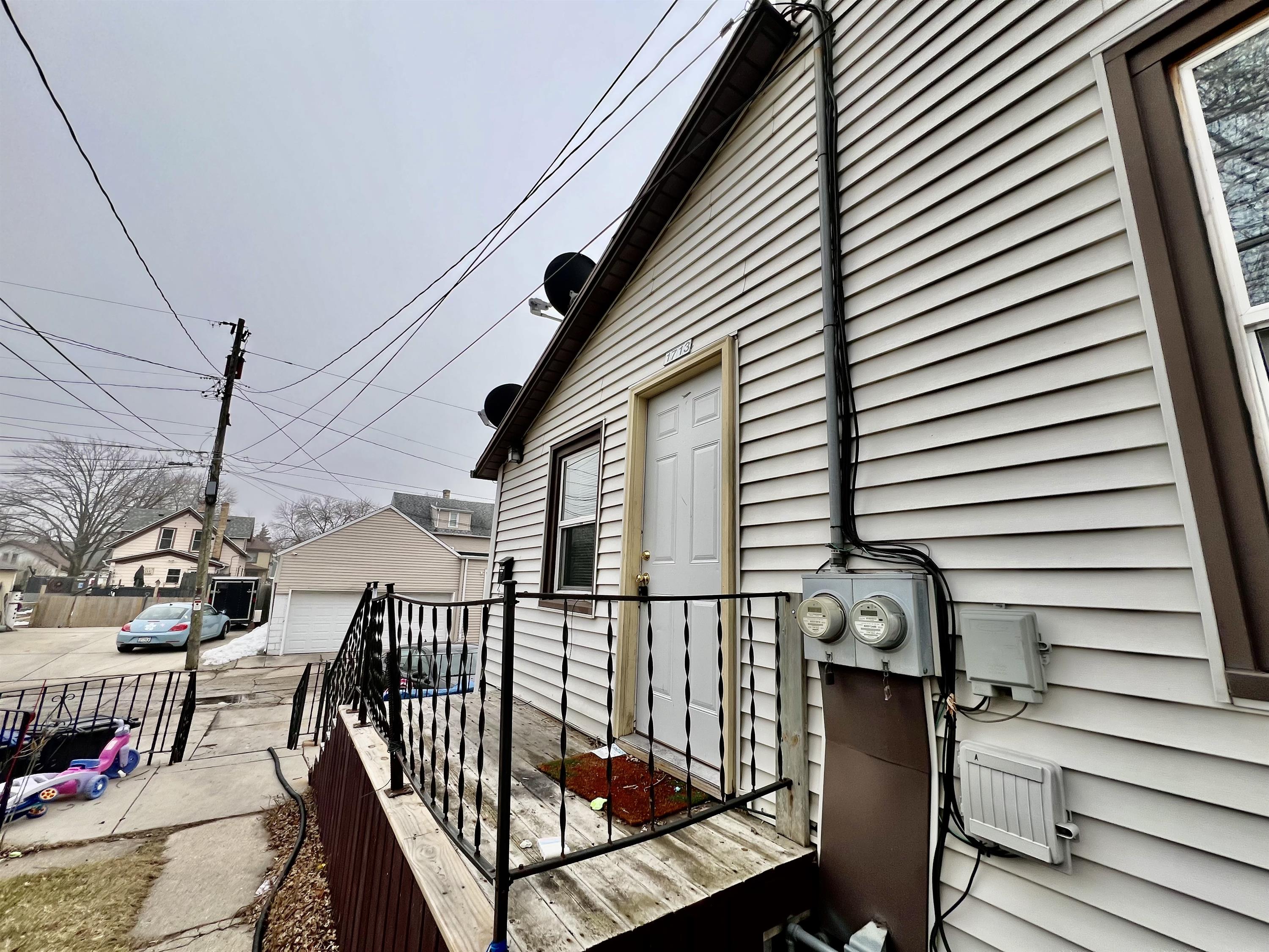 1713 Erie Ave.