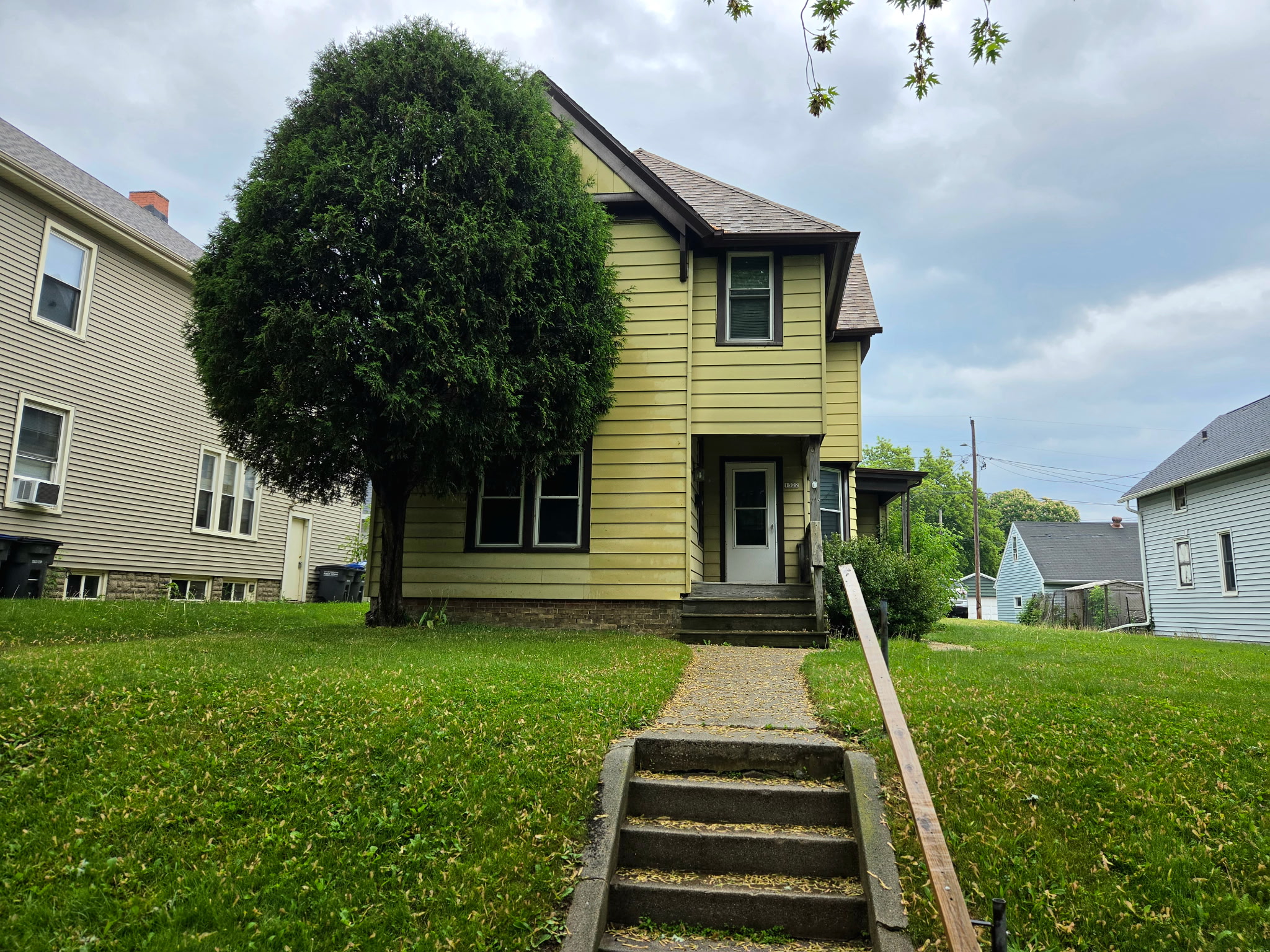 1322 Jefferson Ave.